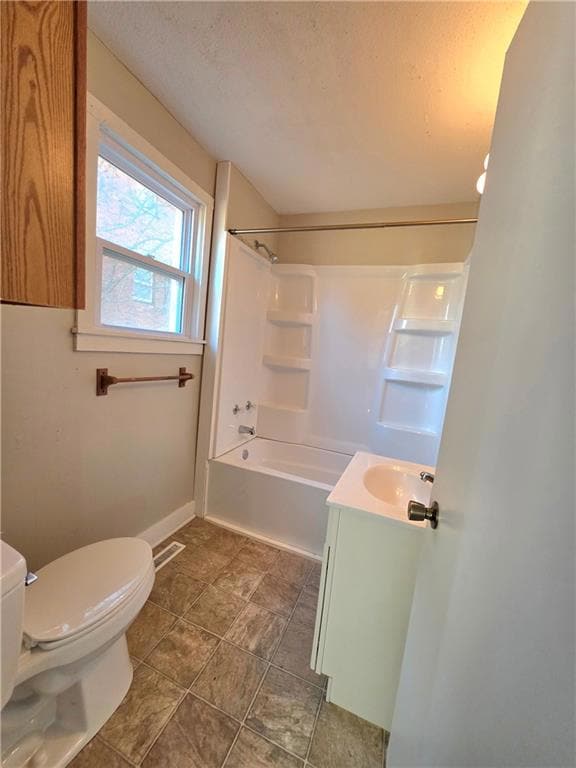 822 N Holden St, Warrensburg, MO 64093 - photo 7