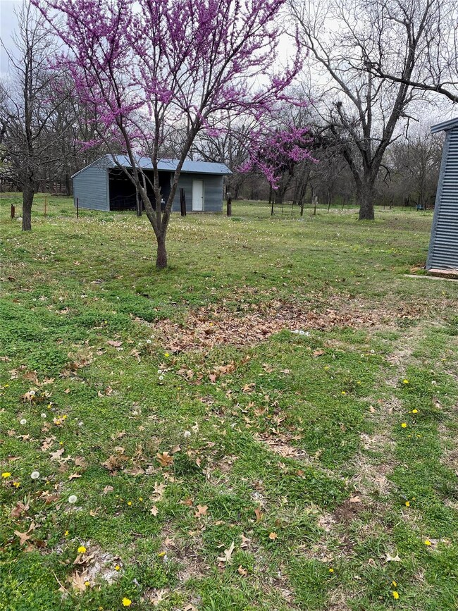 101 Siebert Hill Rd, Sadler, TX 76264 - photo 3