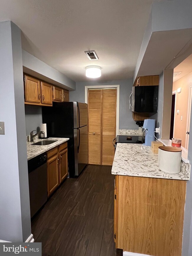 36 Buena Ct unit 6, Blackwood, NJ 08012 - photo 7