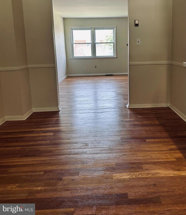 7 Terron Ct, Parkville, MD 21234 - photo 5