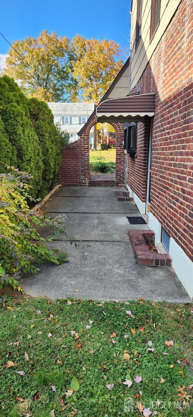 525 Edgar Rd, Westfield, NJ 07090 - photo 5