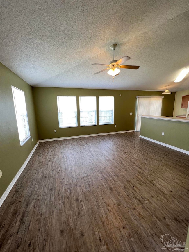 120 Nivana Dr, Crestview, FL 32536 - photo 2