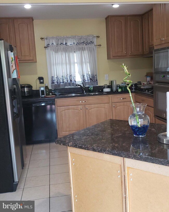 12618 Heming Ln, Bowie, MD 20716 - photo 5