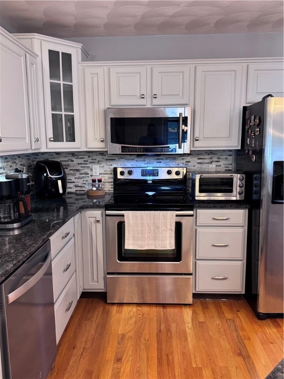 stainless style appliance