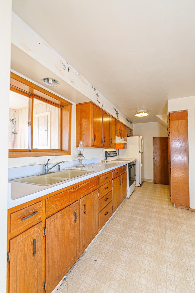 W3913 County Rd E, Chilton, WI 53014 - photo 4