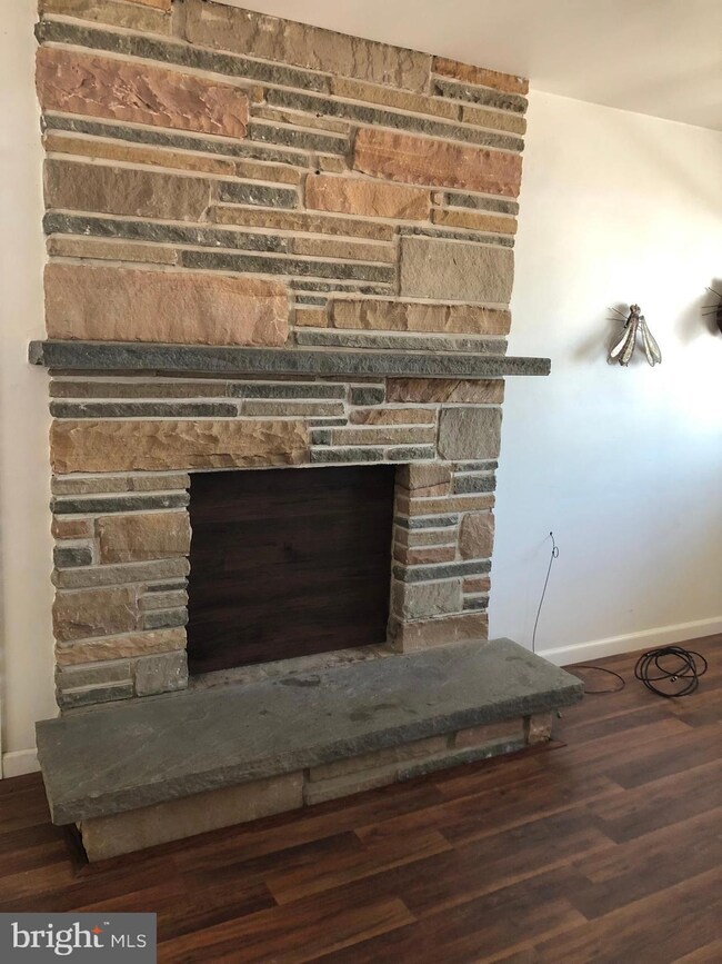 142 E Main St, Lansdale, PA 19446 - photo 7