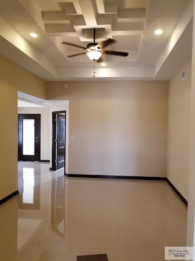 Living Room LOOKS SIMILAR