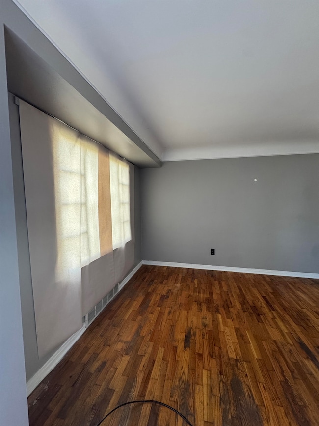 3305 Larchmont St, Flint, MI 48503 - photo 6