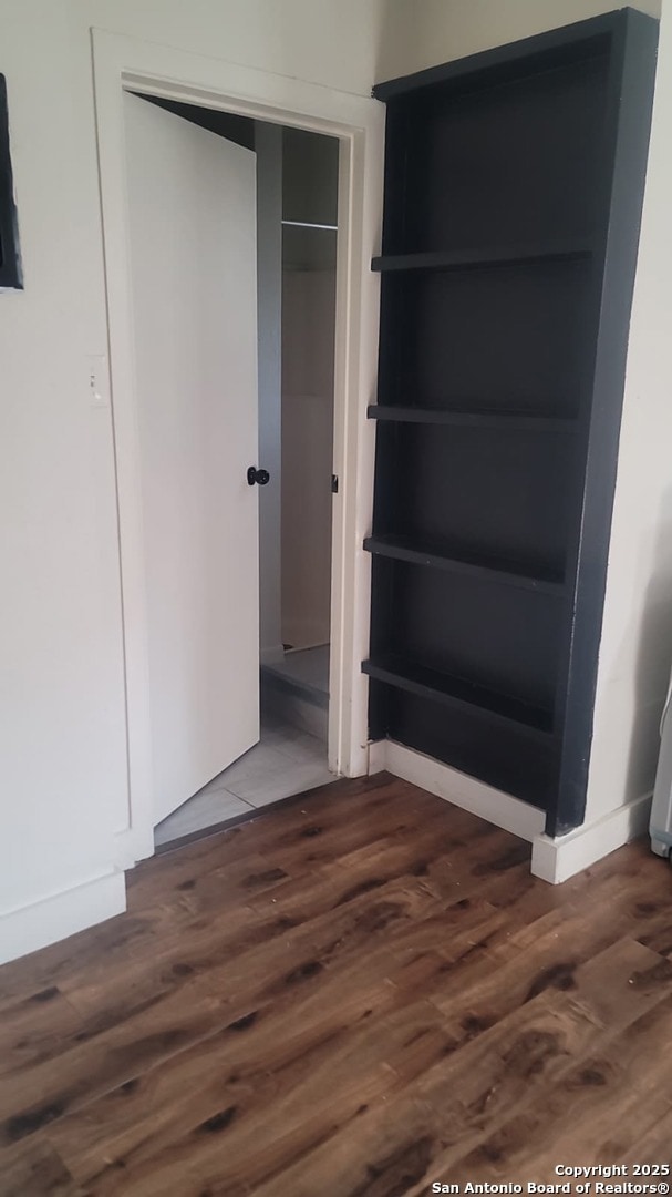 302 Hollenbeck Ave unit 2, San Antonio, TX 78211 - photo 5