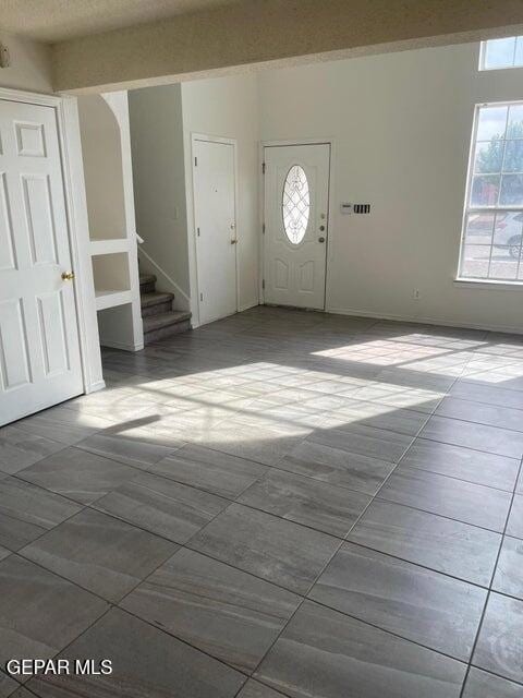 10361 Valle Del Mar Dr, El Paso, TX 79927 - photo 3