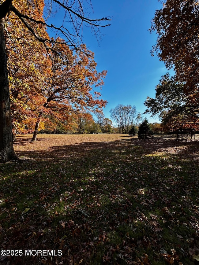 94 Topanemus Ln, Freehold, NJ 07728 - photo 7