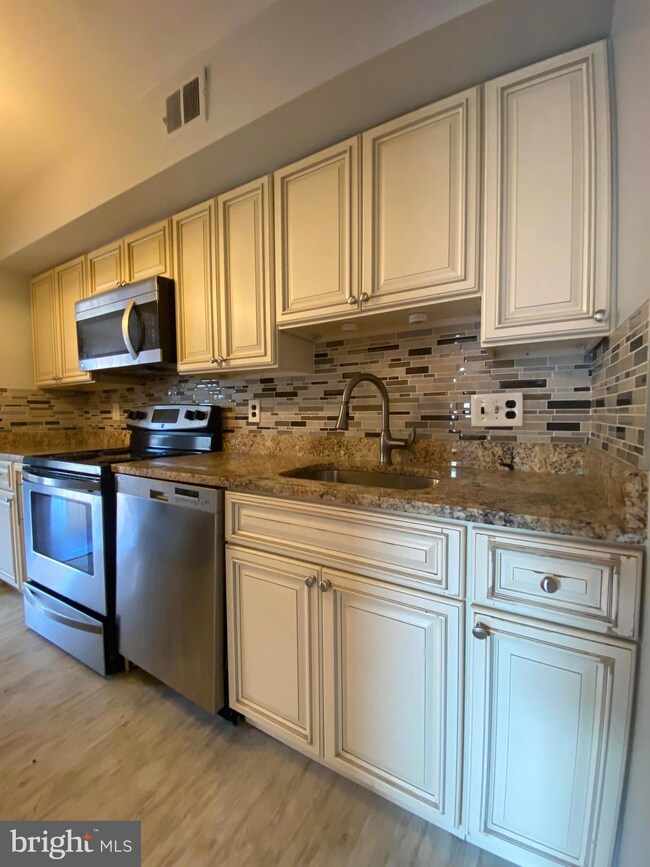 3928 Sonora Place unit E, Alexandria, VA 22309 - photo 2