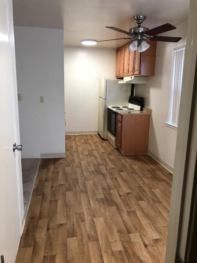 919 Capitola Ave unit 8, Capitola, CA 95010 - photo 4