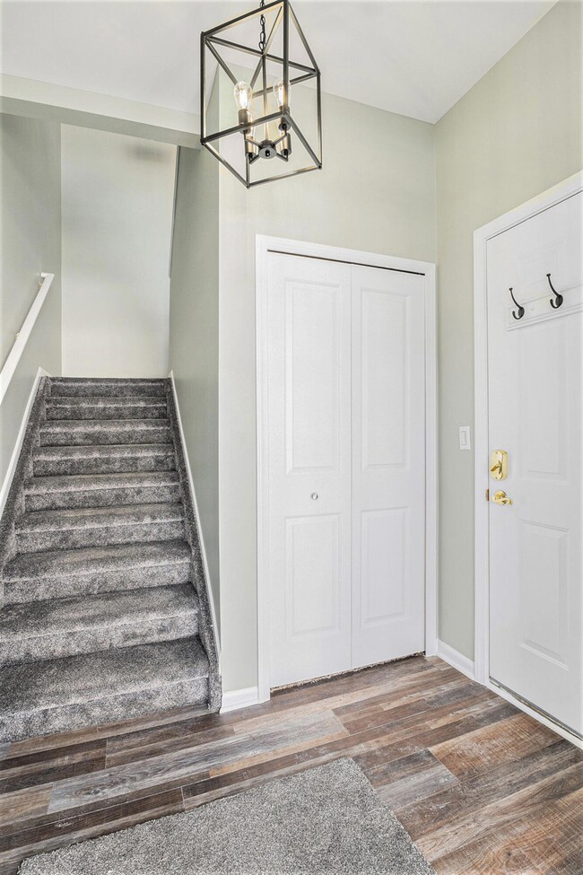 4063 Kirkway Ct, Howell, MI 48843 - photo 6