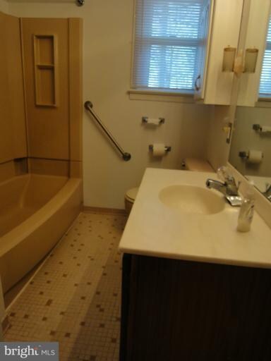 6701 Brooklyn Bridge Rd, Laurel, MD 20707 - photo 7