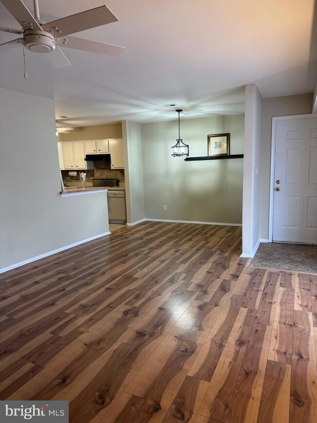 32B Sumac Ct unit 32B, Mount Laurel, NJ 08054 - photo 5