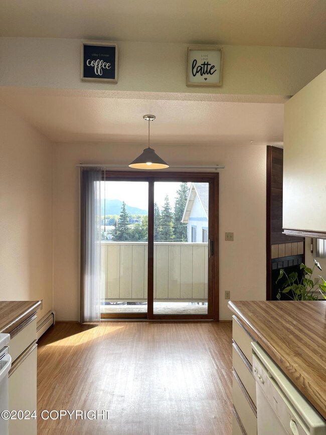3560 W Dimond Blvd unit A11, Anchorage, AK 99502 - photo 5