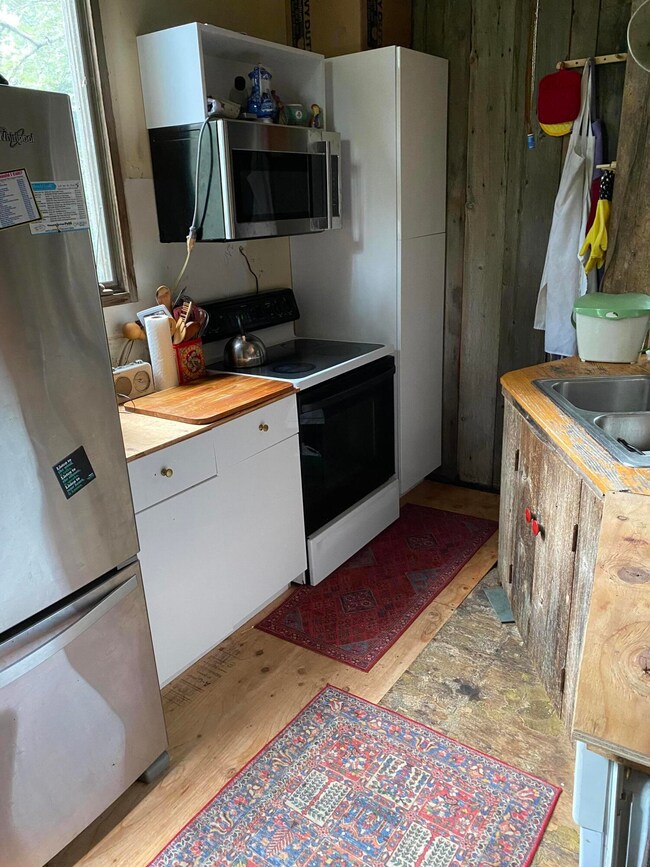 6 Berry Ave, Edgartown, MA 02539 - photo 4