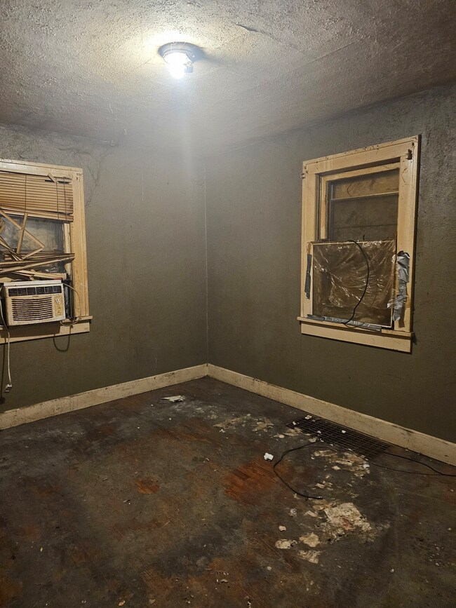 817 Washington Blvd, Anderson, IN 46016 - photo 6