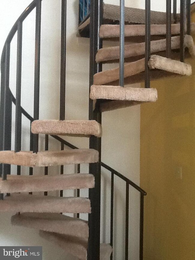 10422 Westridge Dr unit 304, Bowie, MD 20721 - photo 6