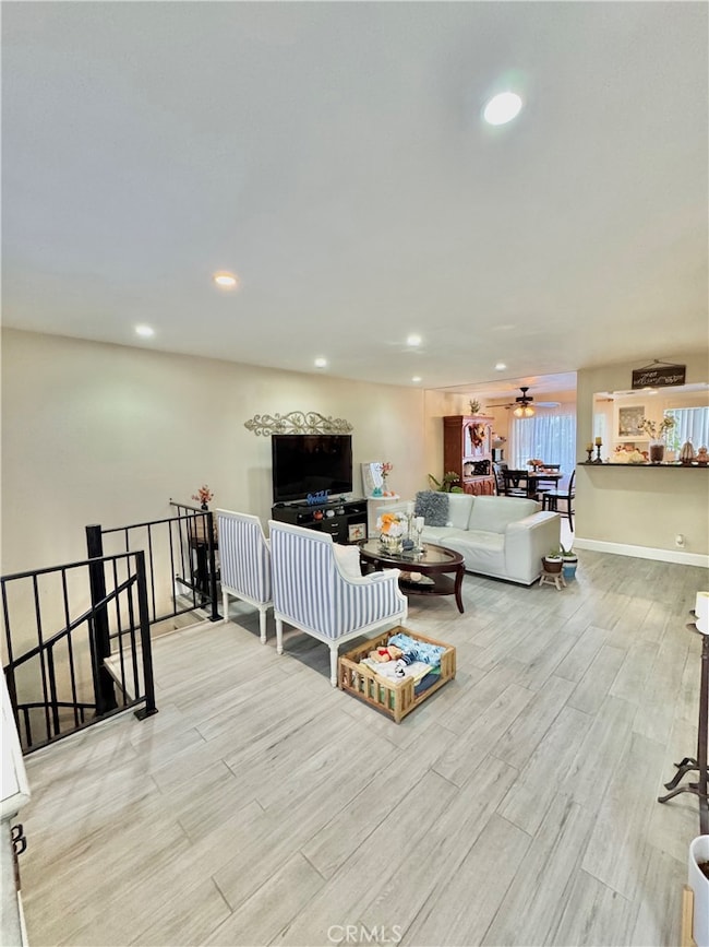 13450 Meyer Rd unit 33, Whittier, CA 90605 - photo 2