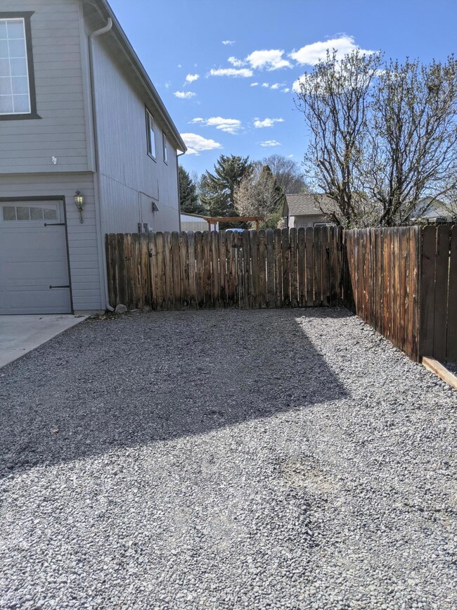 PXL_20210416_222433518