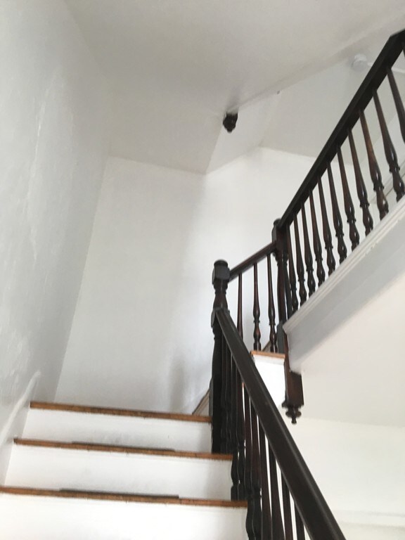 17 Hollywood St, Worcester, MA 01610 - photo 3