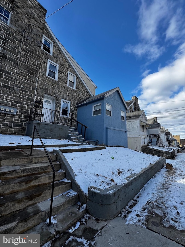 42 Kent Rd, Upper Darby, PA 19082 - photo 2