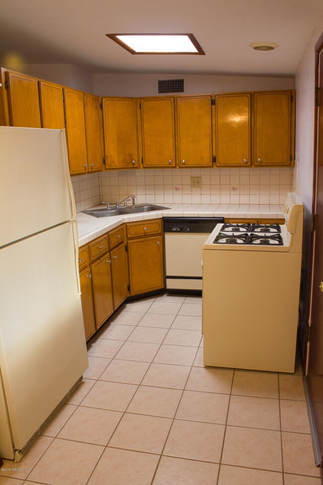 KITCHEN-2