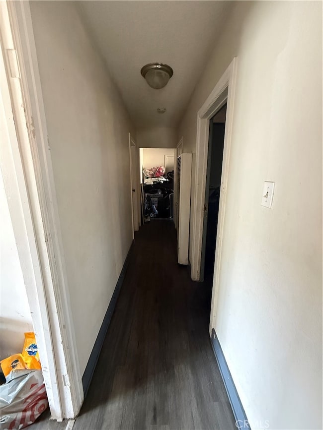 1057 N Neptune Ave, Wilmington, CA 90744 - photo 5