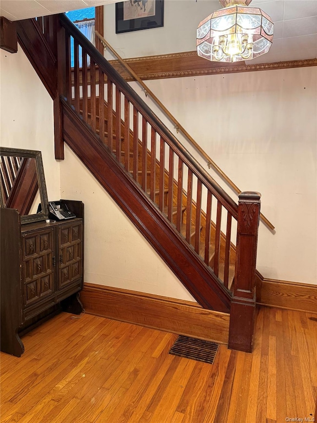 19 Lewis Ave, Poughkeepsie, NY 12603 - photo 3