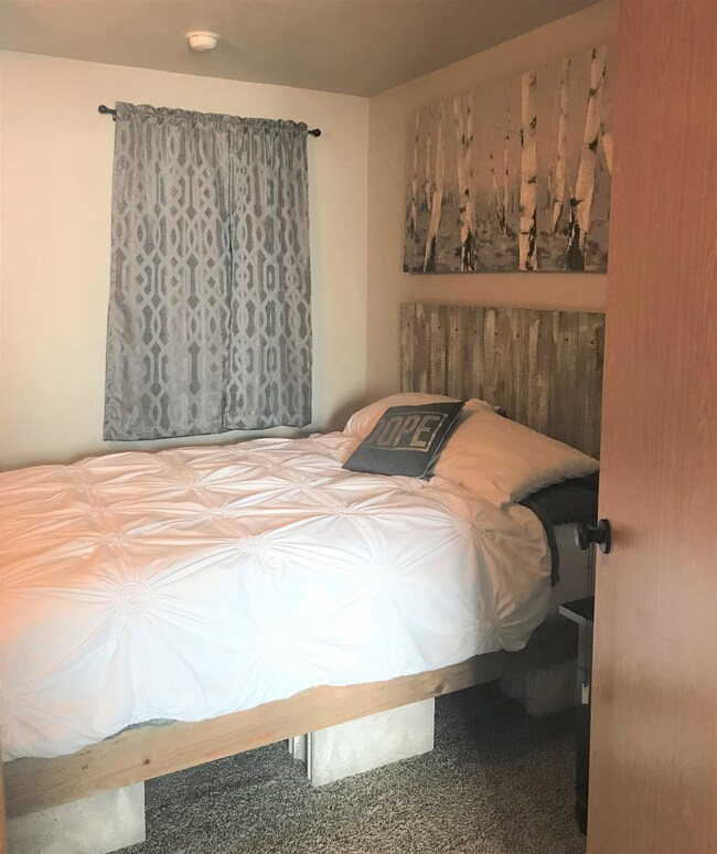 320 & 320 1/2 E Hudson St, Spearfish, SD 57783 - photo 6