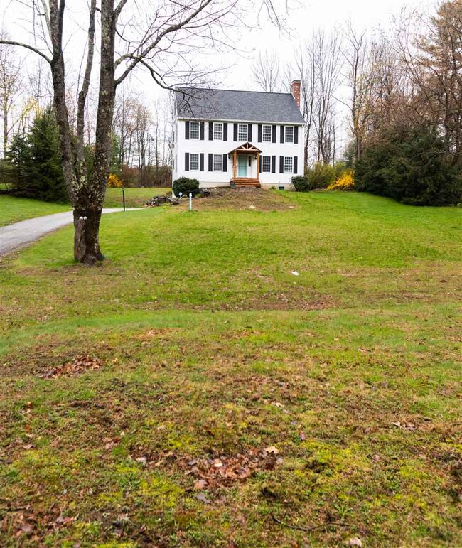 69 Pond St, Newton, NH 03858 - photo 2