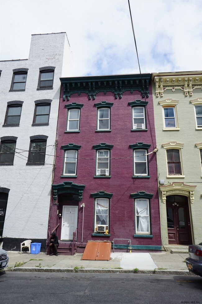 3 Sherman St, Albany, NY 12210 - photo 6