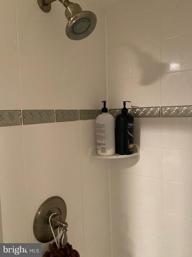 The Rotonda unit 325, McLean, VA 22102 - photo 7