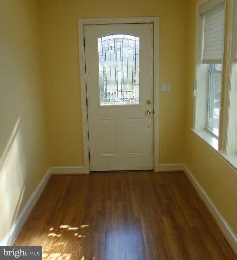 11113 Waycroft Way, Rockville, MD 20852 - photo 4