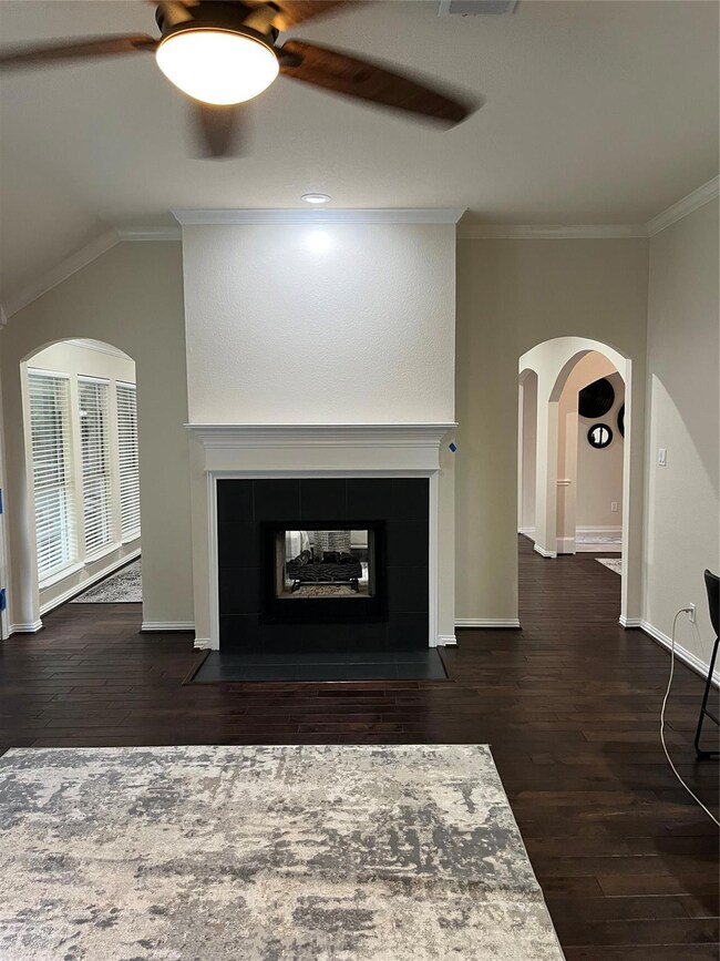 9132 High Oaks Dr, North Richland Hills, TX 76182 - photo 2