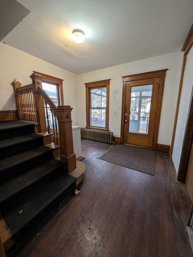 226 W Locust St, Dekalb, IL 60115 - photo 3