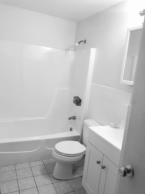 120 Emerson Gardens Rd unit 120, Lexington, MA 02420 - photo 4