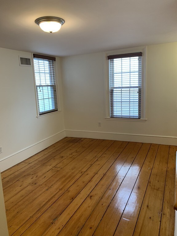 49 Prospect St unit 1, Newburyport, MA 01950 - photo 5