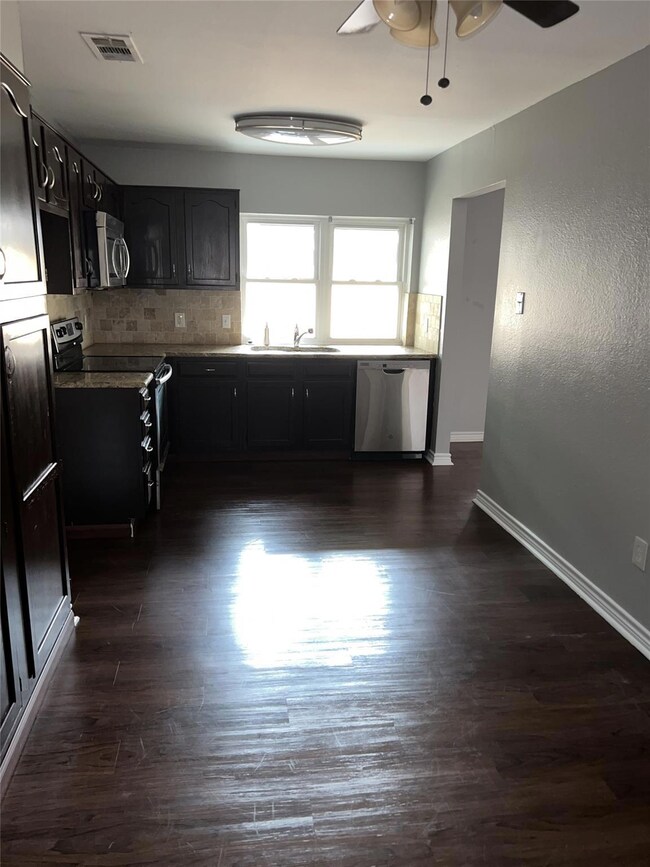 1205 Tranquilla Terrace, Bedford, TX 76021 - photo 5