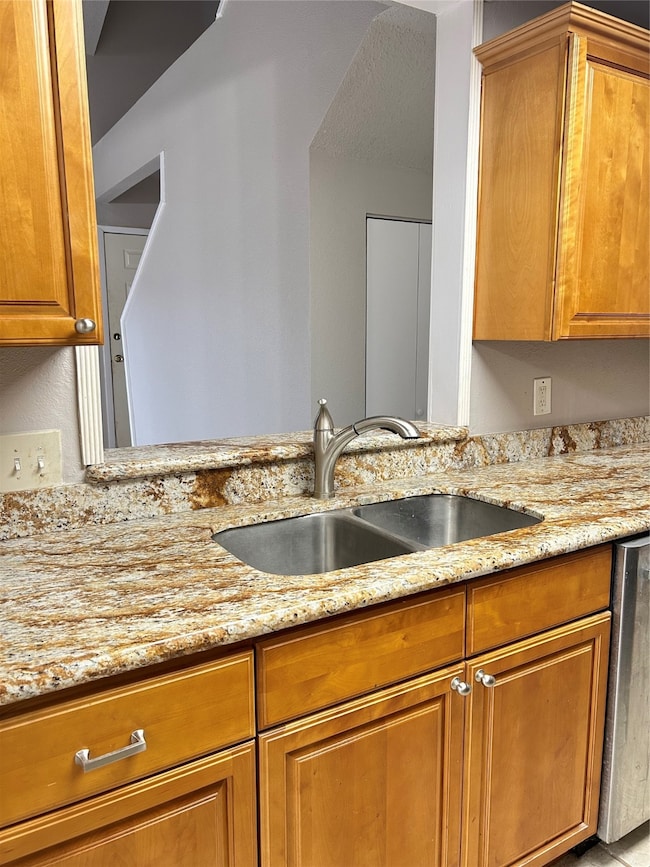 9550 Windswept Ln unit 9550, Houston, TX 77063 - photo 5