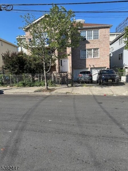 89-91 Hawthorne Ave unit 3, Newark, NJ 07112 - photo 5