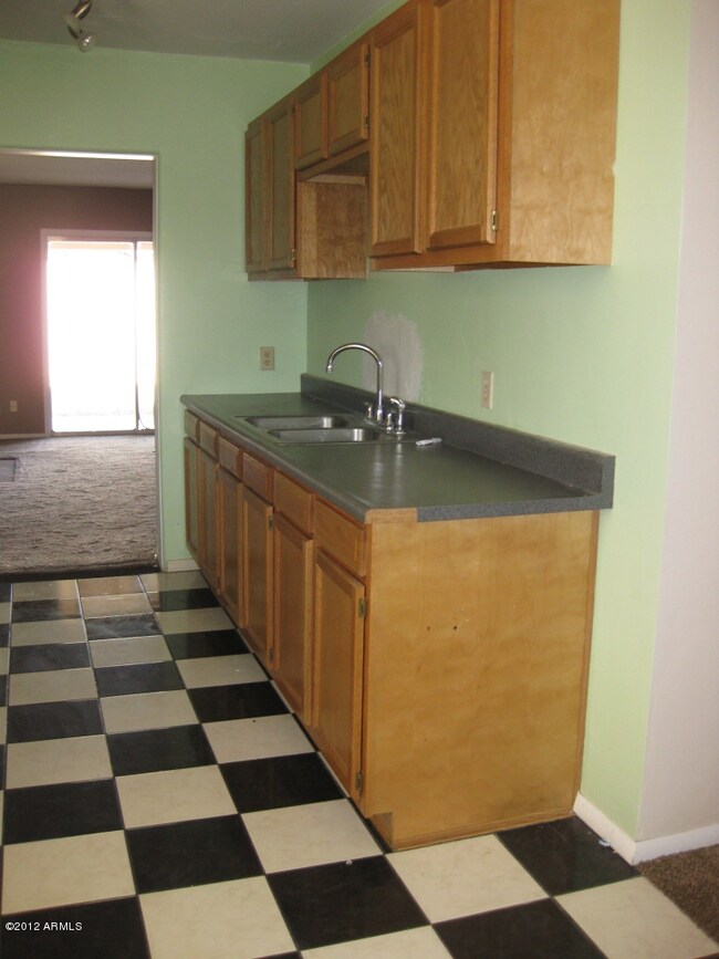Kitchen 2