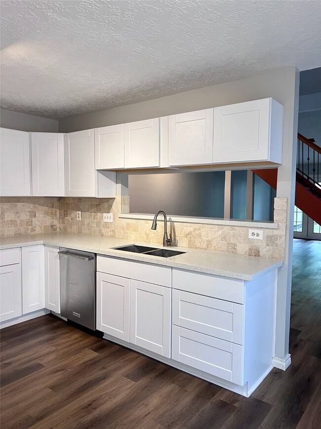 1625 Oxford St unit B, Houston, TX 77008 - photo 6