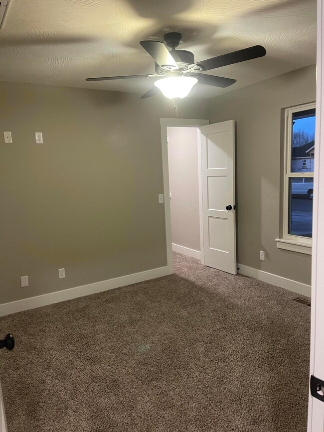 1074 Gettysburg Loop, Republic, MO 65738 - photo 7