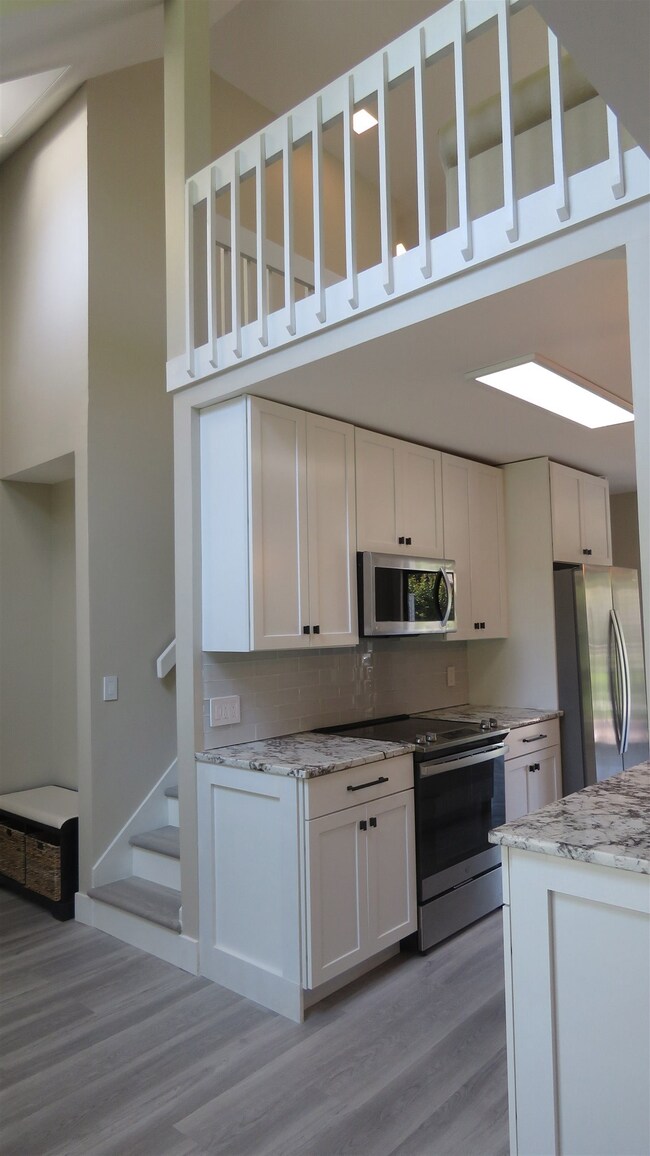 111 Lakeland Dr unit 5C, Hartford, VT 05001 - photo 5