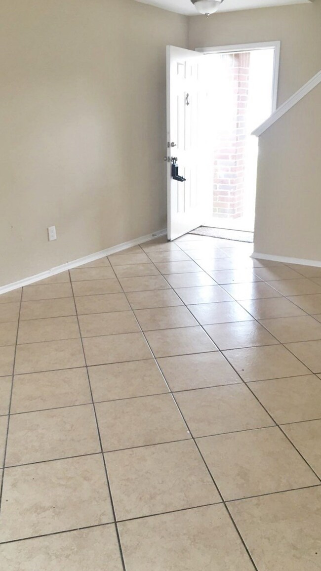 7329 Gateridge Dr, Houston, TX 77041 - photo 4