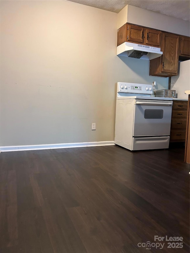 9629 Vinca Cir unit H, Charlotte, NC 28213 - photo 2