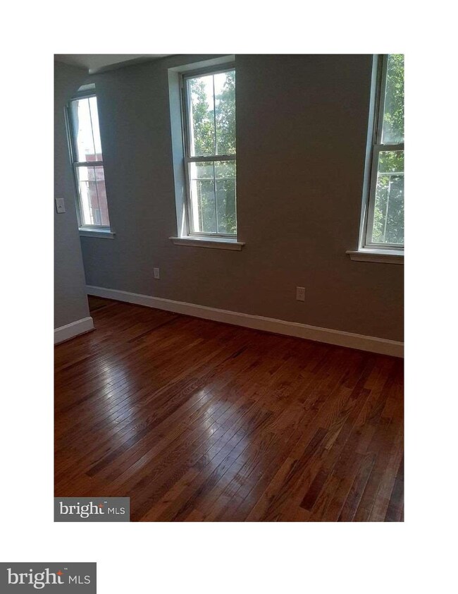 1712 W Lombard St unit 3, Baltimore, MD 21223 - photo 4